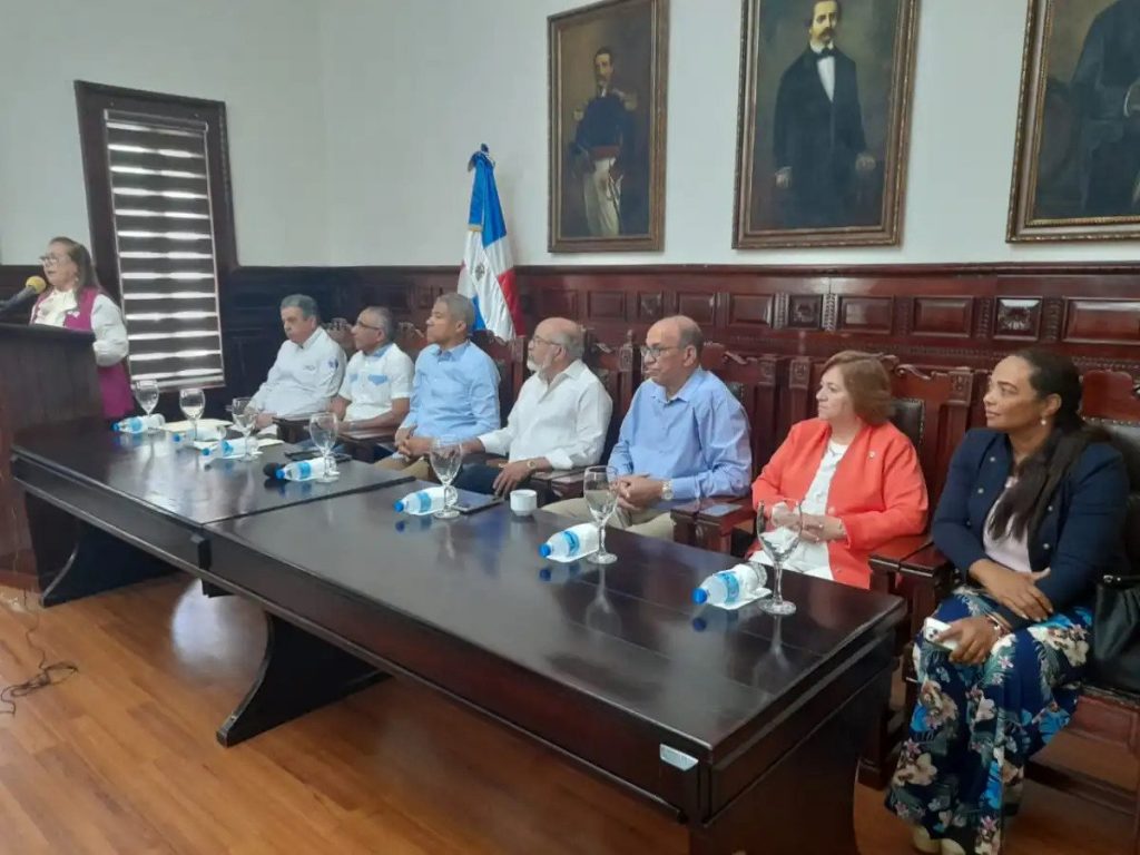 Gobierno y funcionarios de Santiago dan a conocer aportes de la gestion gubernamental del presidente Abinader