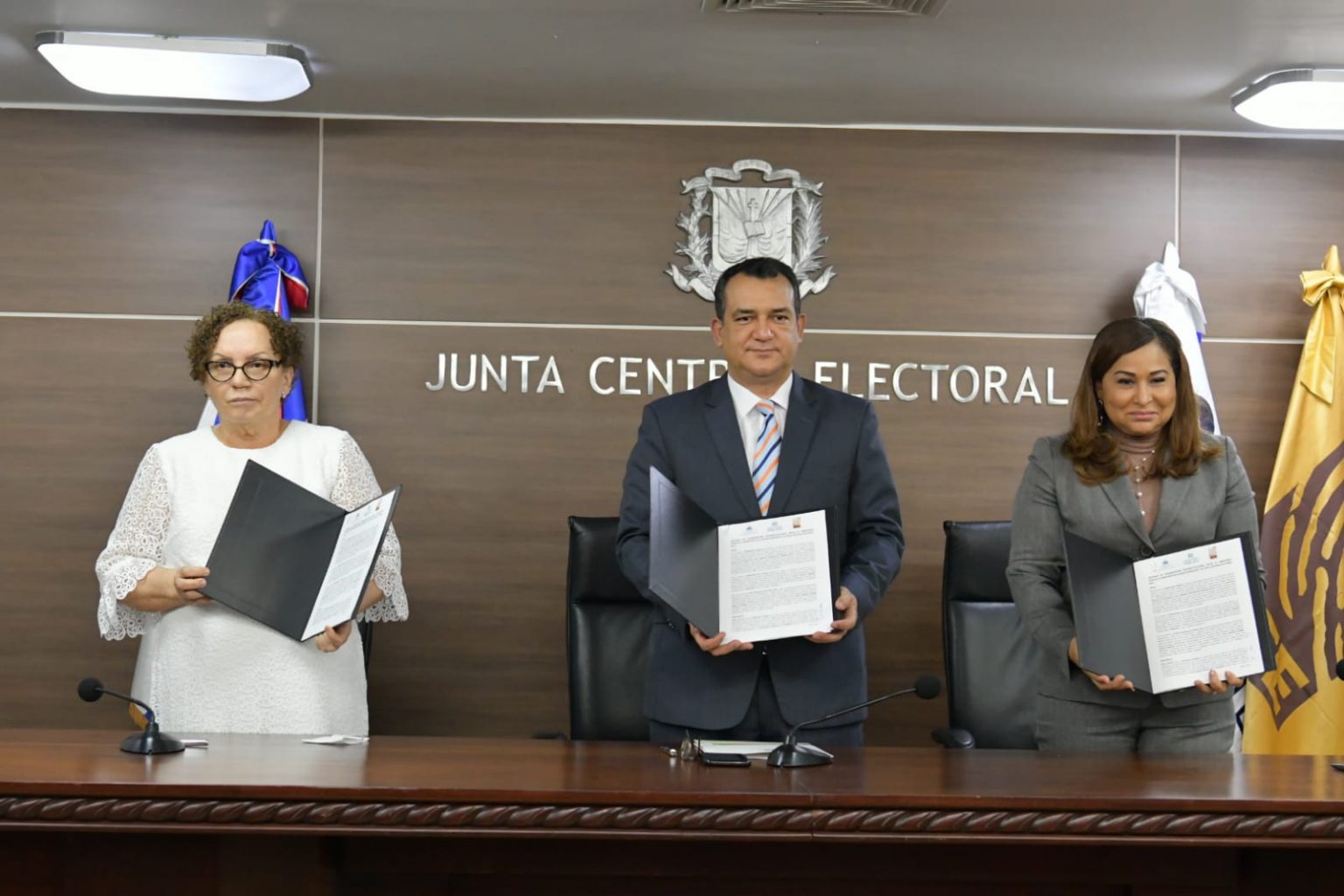 JCE firma acuerdo de colaboracion institucional con Ministerio Publico y Ministerio de la Mujer