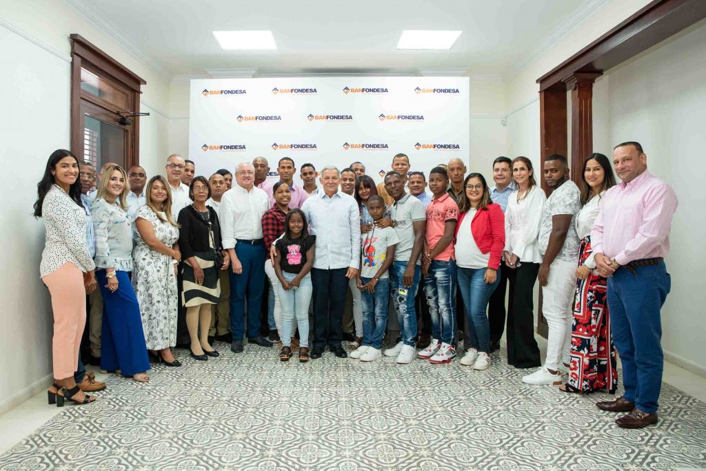BANFONDESA celebro 7mo. aniversario con agasajo a clientes