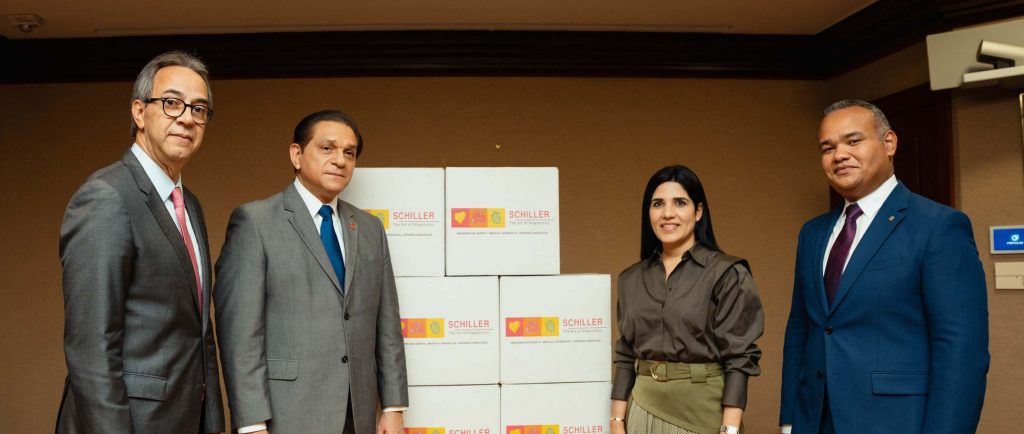 Banco Popular aporta ocho electrocardiografos para salud preventiva