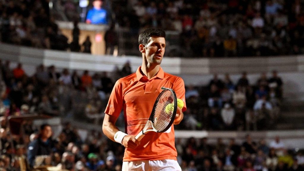 Djokovic ira a por su sexta corona en Roma ante Tsitsipas