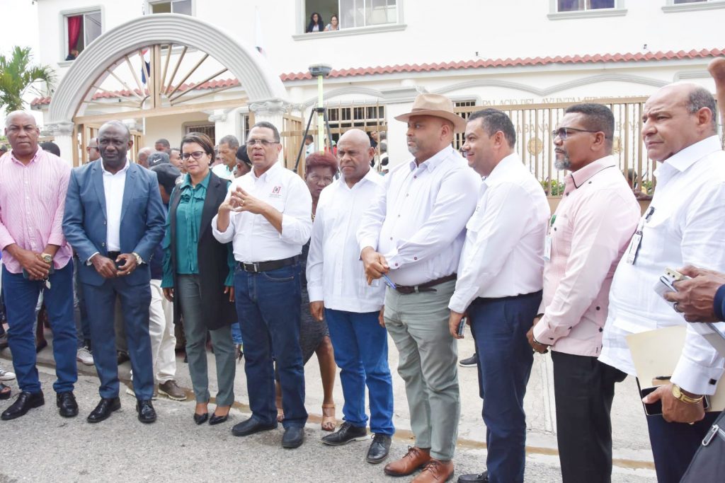 Gobierno inicia trabajos de titulación para entregar 4 mil títulos de propiedad en Sabana Grande de Boyá, Monte Plata Gobierno inicia titulacion para entregar 4 mil titulos de propiedad en Sabana Grande