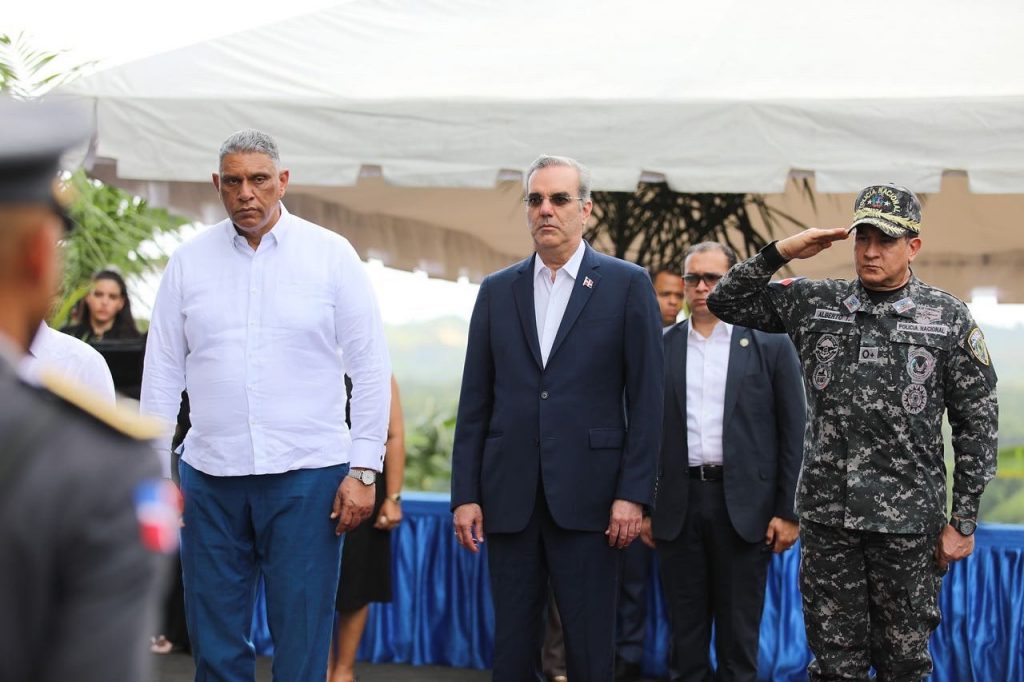 Abinader anuncia remodelacion en instalaciones del Centro de Operaciones Especiales PN