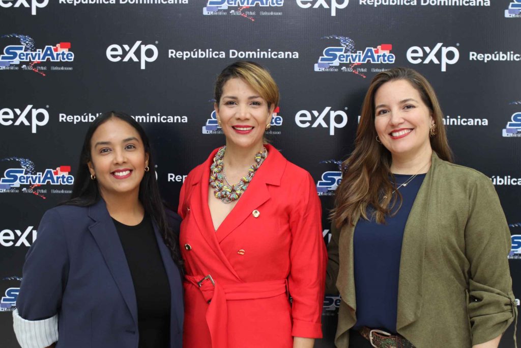 eXp República Dominicana expande sus operaciones hacia El Cibao y da a los agentes herramientas para ser altamente productivos  Erika Fernandez Marbel Lugo y Mercedes Molina