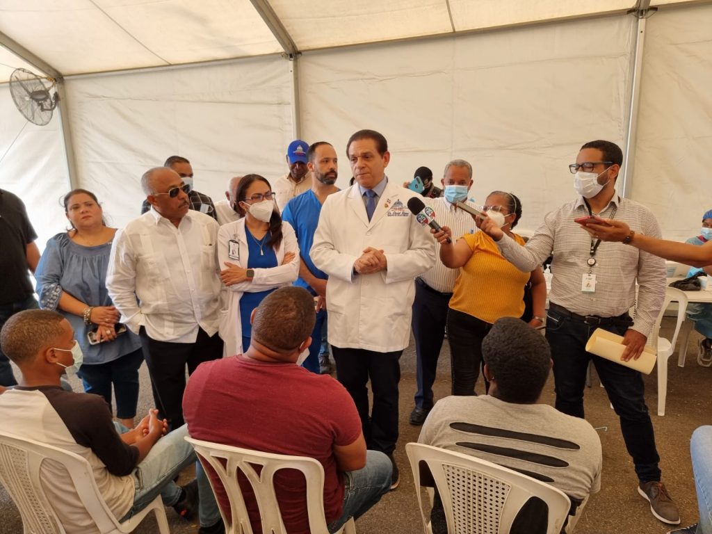 Ministro de Salud Daniel Rivera pide a población no descuidarse del covid Daniel Rivera