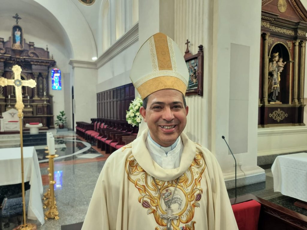 Obispo Tomás Morel condena práctica deshonesta de quienes buscan evadir pago de impuestos monsenor Tomas Morel Diplan