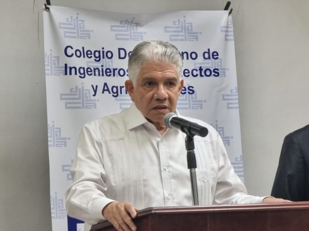 Eduardo Estrella exhorta a funcionarios ser transparentes y evitar tentacion del dinero
