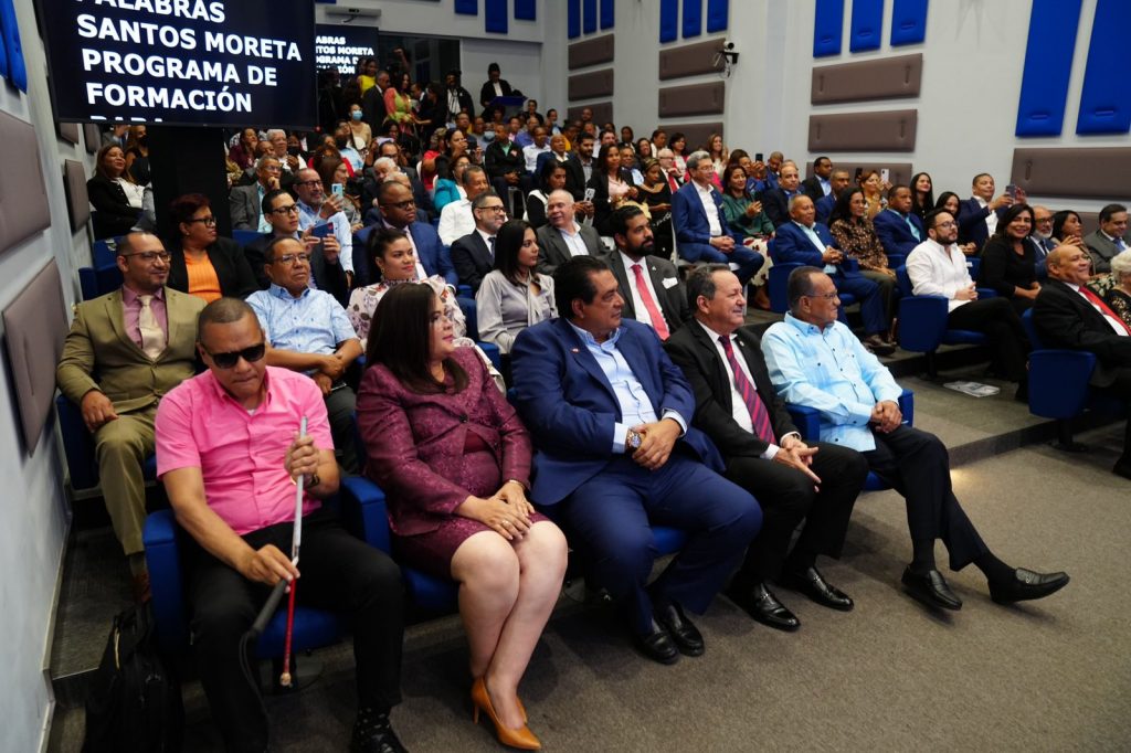 Lanzamiento del programa de capacitacion a los dominicanos en el exterior del INFOTEP