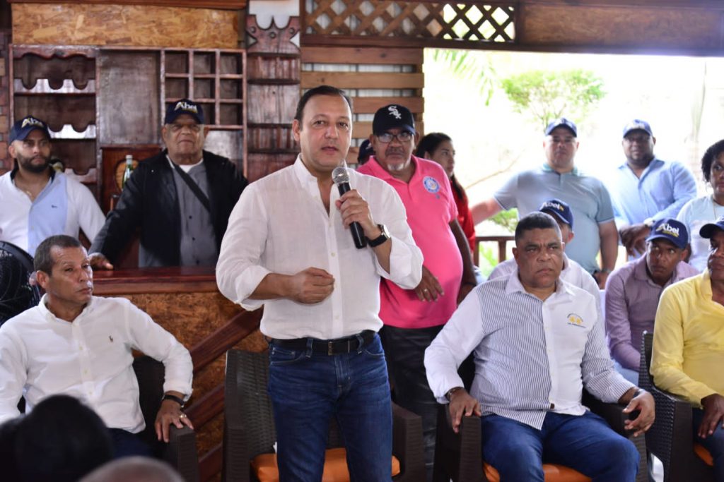 Abel Martinez en La Altagracia 05