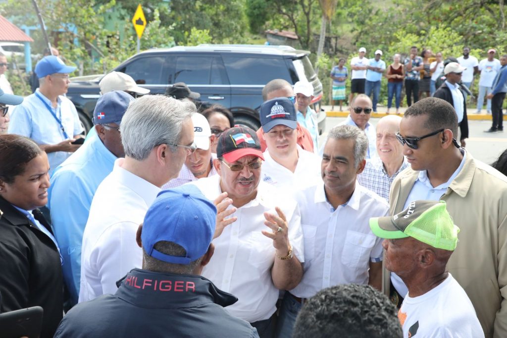Presidente Abinader dice ayudas serán para quienes las necesiten, sin importar banderías políticas Abinader dice ayudas seran para quienes las necesiten sin importar banderias politicas