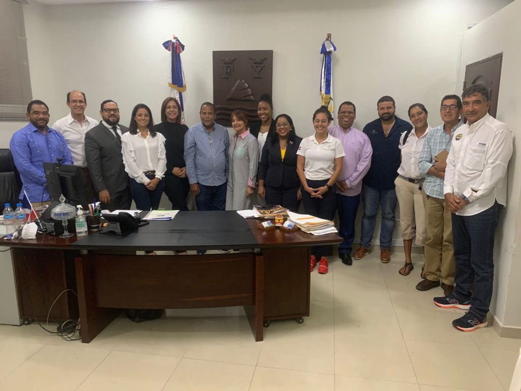 Cluster Turistico y autoridades locales se preparan ante prometedora temporada alta en Puerto Plata