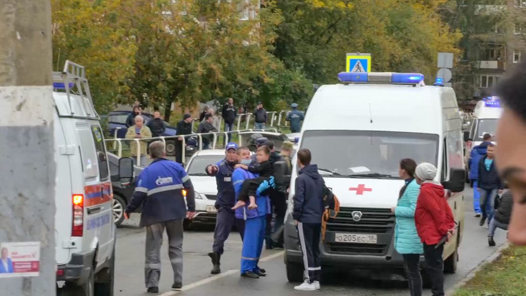 Masacre en una escuela rusa al menos 13 muertos y 21 heridos