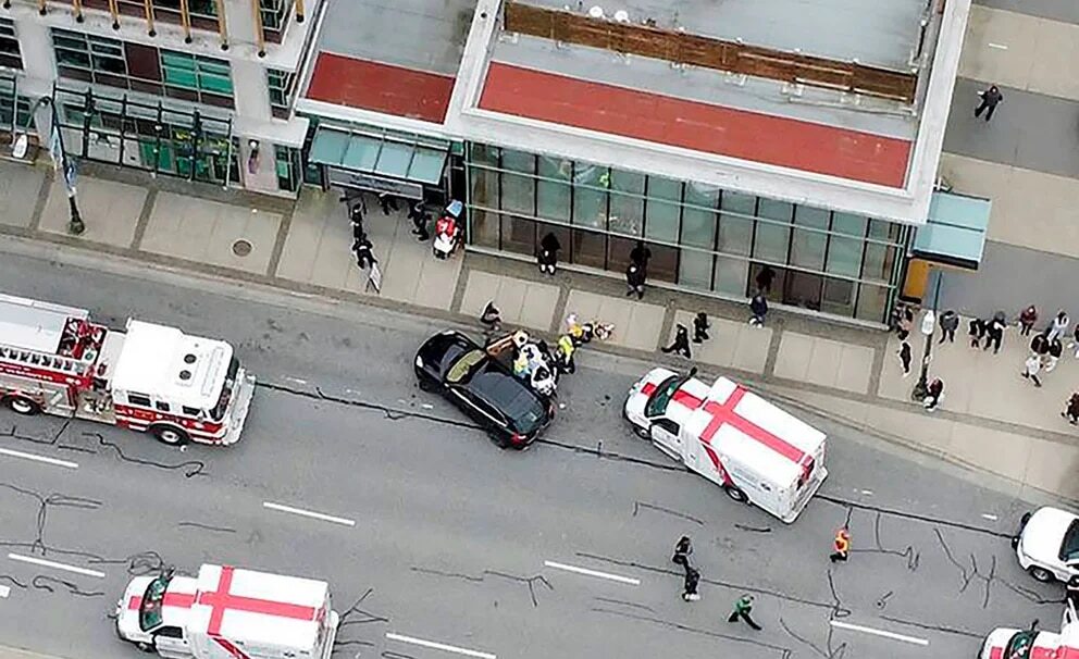 apunalamiento multiple en Canada con 10 muertos y heridos eljacaguero