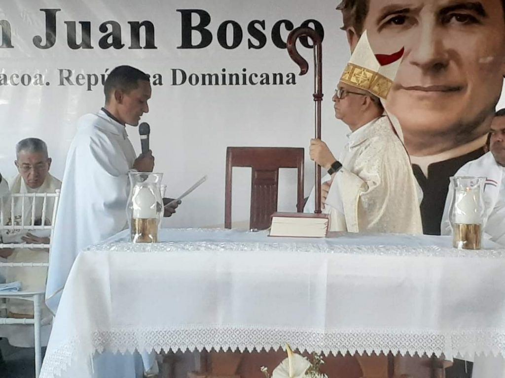 Obispo de La Vega preside el lanzamiento de la Parroquia San Juan Bosco