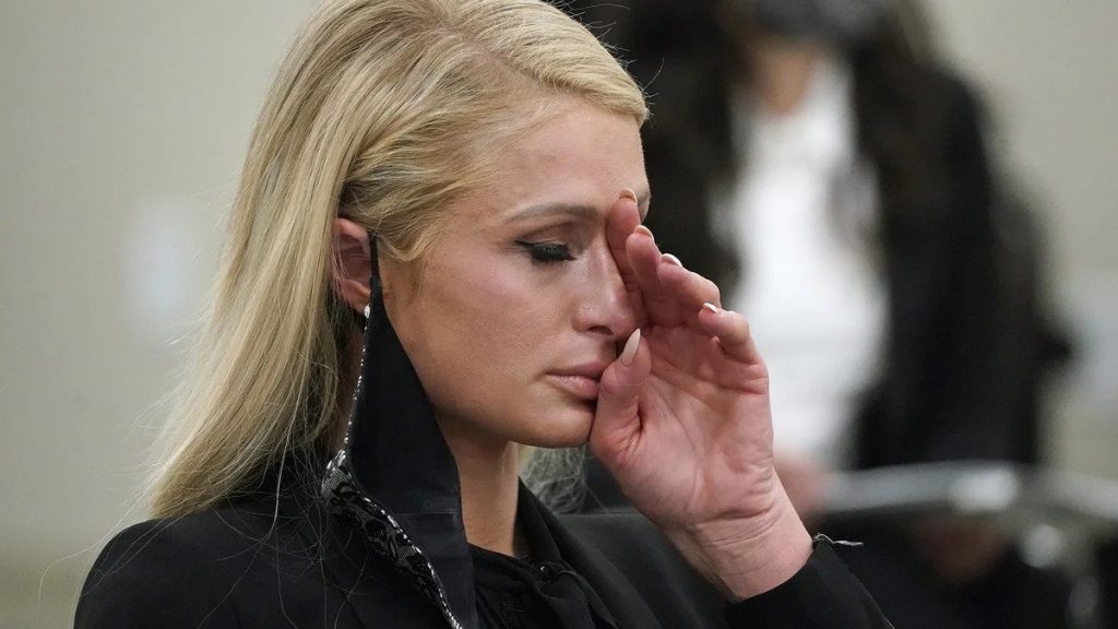Paris Hilton relato que fue abusada sexualmente