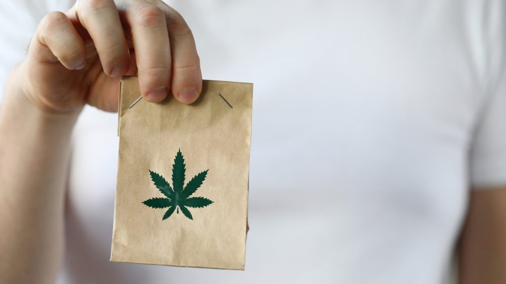 UberEats entrega marihuana a domicilio en Canadá uber