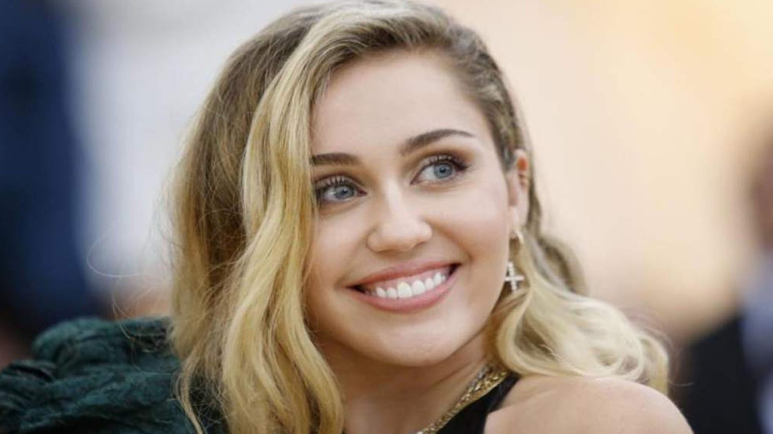 Miley Cyrus ya es treintanera