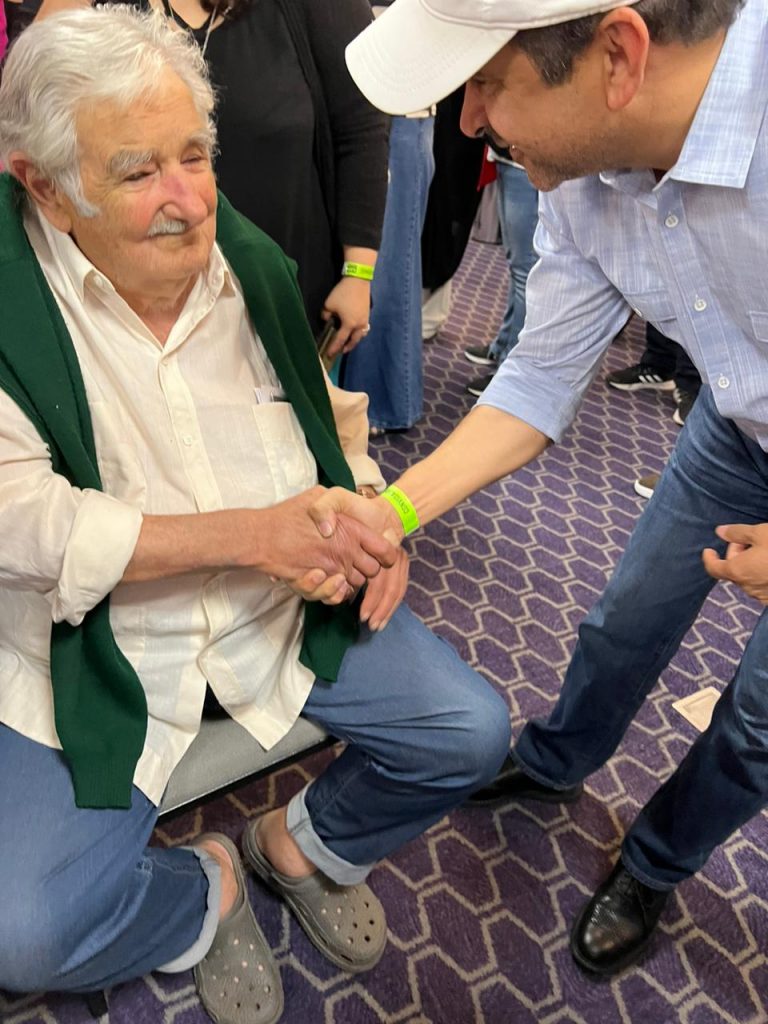 Victor Suarez con Pepe Mujica