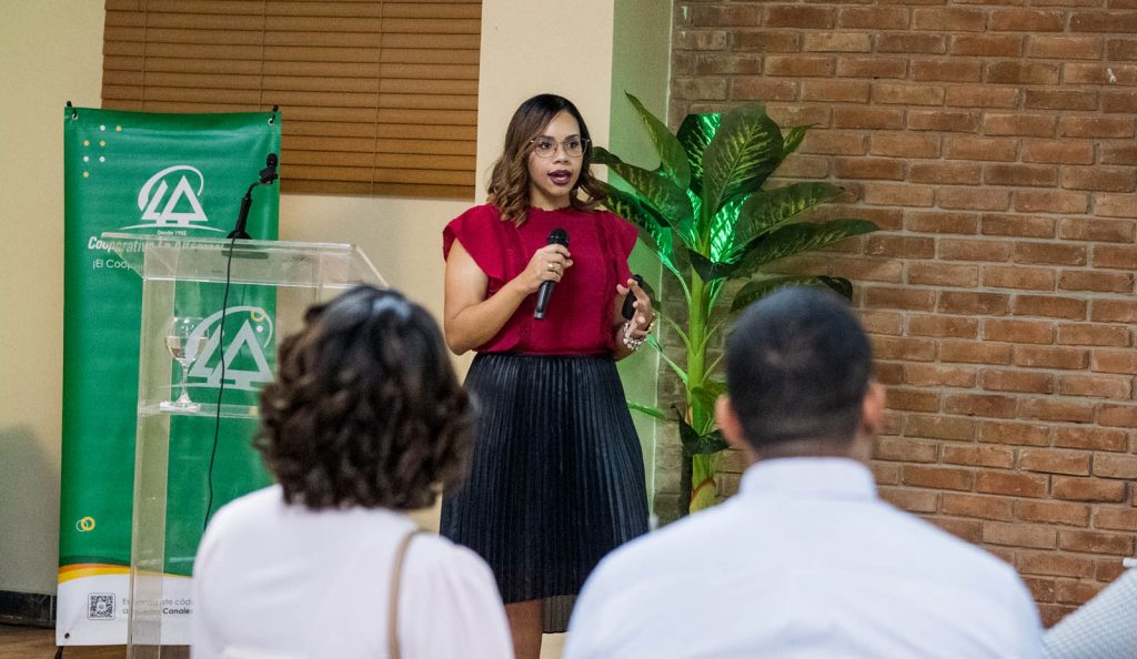 Cooperativa La Altagracia realiza Coctel Empresarial