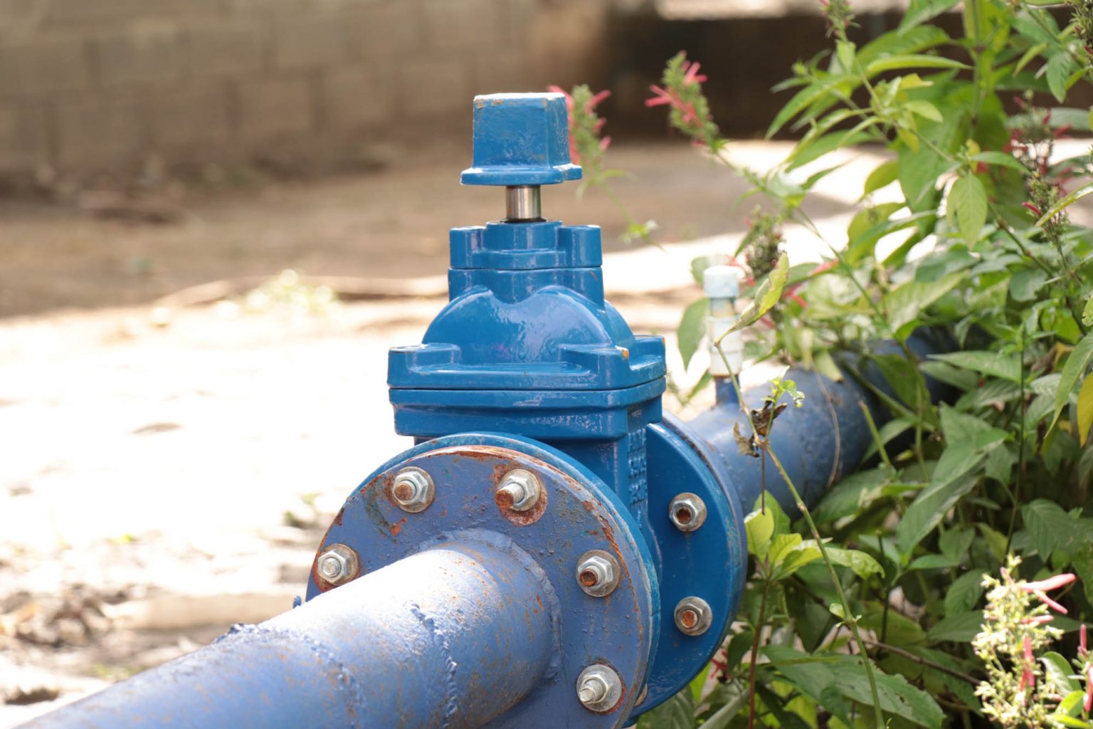 Coraasan restablece servicio de agua potable en Jacagua al Medio tras averia 1