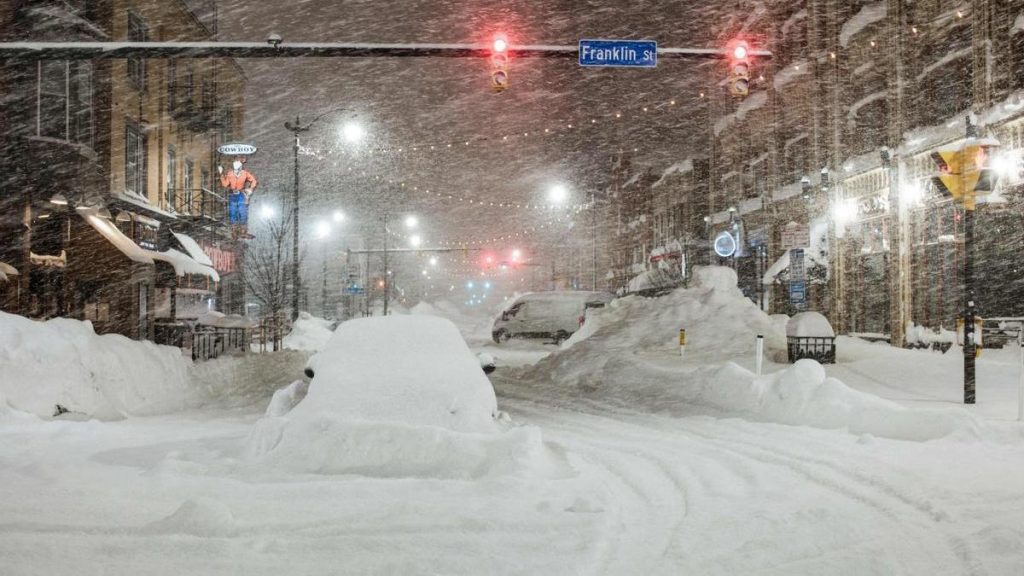 Nueva York para facilitar la ayuda federal tras los estragos de la tormenta Elliot