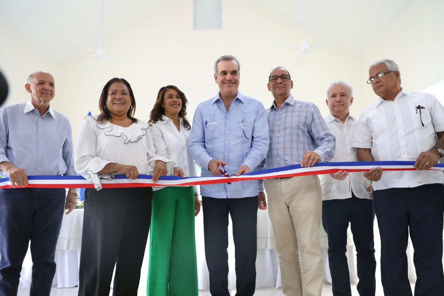 Abinader inaugura el nuevo centro CAIPI El Majagual en Sabana Perdida