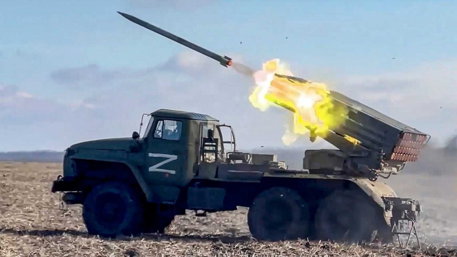 Las tropas rusas lanzan ataques contra Kiev Zaporiyia y Jarkov