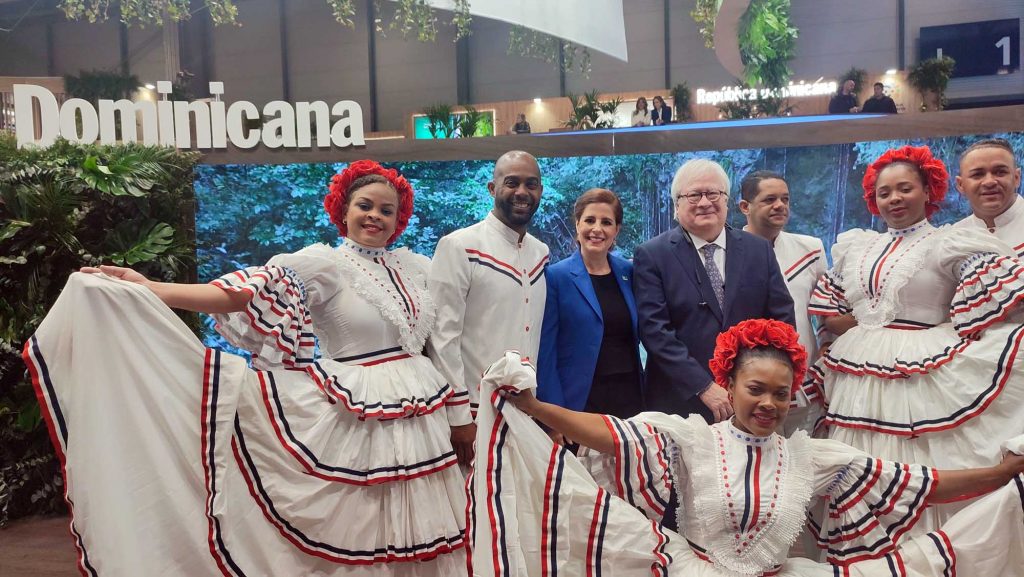 FITUR sirve de plataforma para el avance de la formacion turistica dominicana Patricia Portela en FITUR.