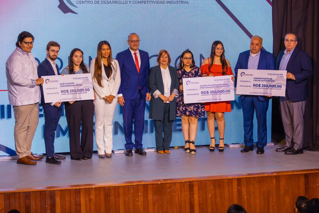 Proindustria premia a jóvenes innovadores Proindustria premia a jovenes innovadores