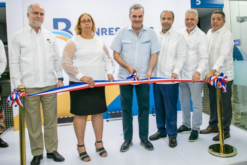 Presidente Abinader retomó este sábado agenda de inauguraciones Abinader retomo este sabado agenda de inauguraciones