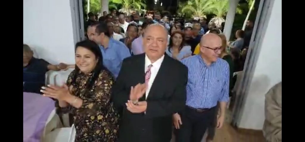 Domínguez Brito Juramenta 500 coordinadores campaña proyecto por la alcaldía del ingeniero Silvio Durán Dominguez Brito Juramenta 500 coordinadores campana proyecto por la alcaldia del ingeniero Silvio Duran