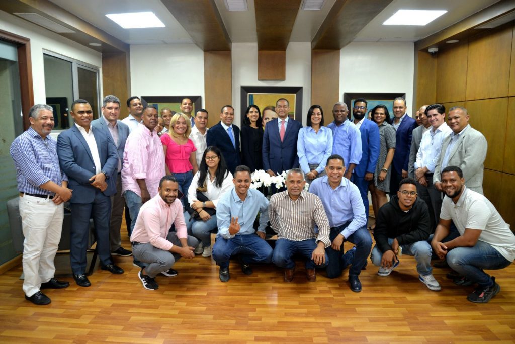 Justicia Social entrega requisitos ante la JCEpara su reconocimiento como partido