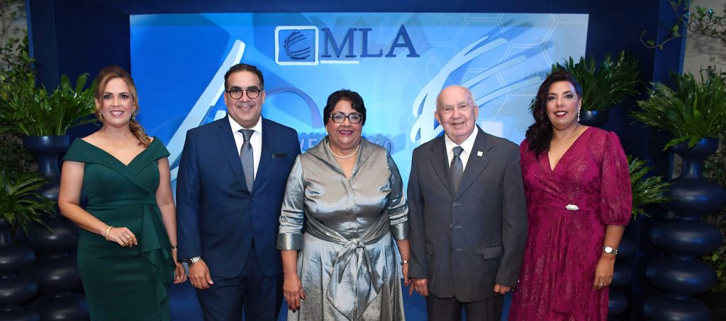 Sayka Mejia Raymi Mejia Mari de Mejia Jose Mejia y Firelli Mejia