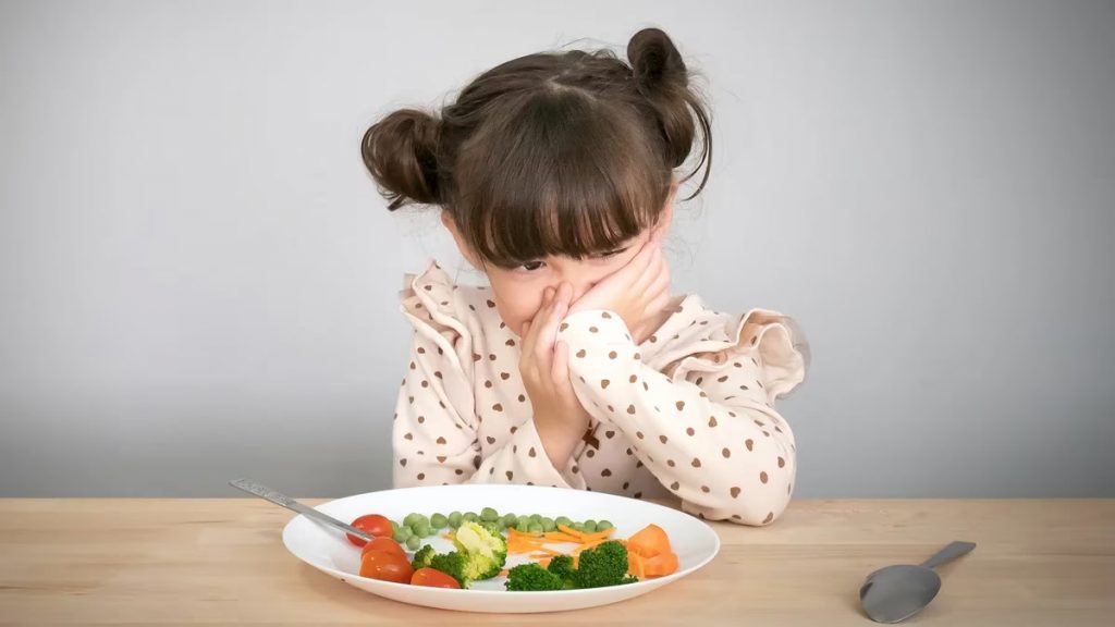 ninos y adolescentes sufren de trastornos alimentarios en el mundo1