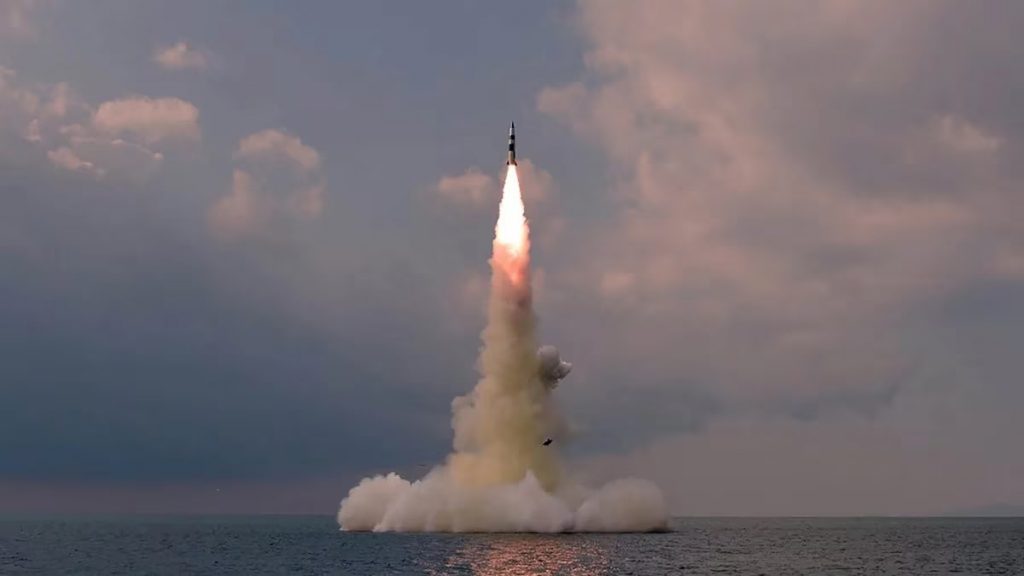 Corea del Norte probo un nuevo sistema submarino con capacidad nuclear