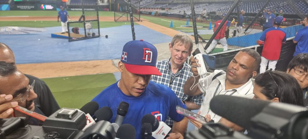 Juan Soto supera lesión y se suma al equipo dominicano para jugar el Mundial Juan Soto supera lesion