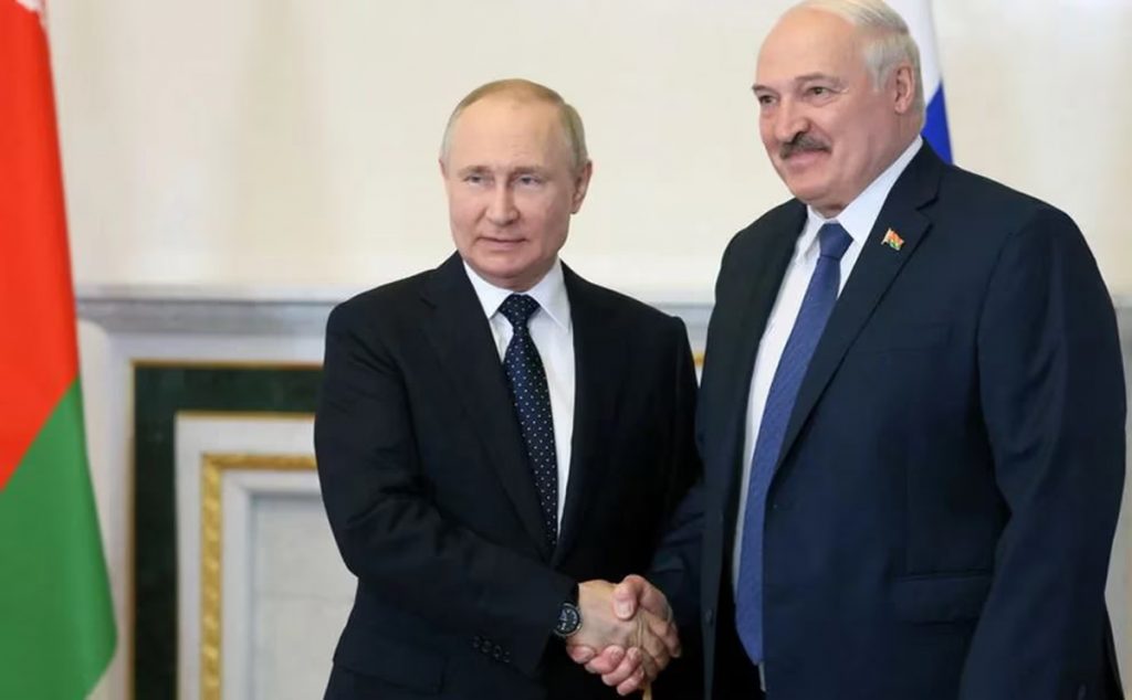 Putin y su par bielorruso Alexander Lukashenko