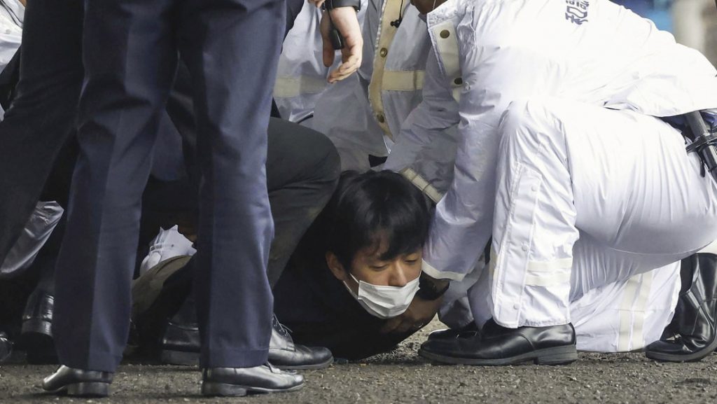 primer ministro Fumio Kishida por una explosion antes de su discurso