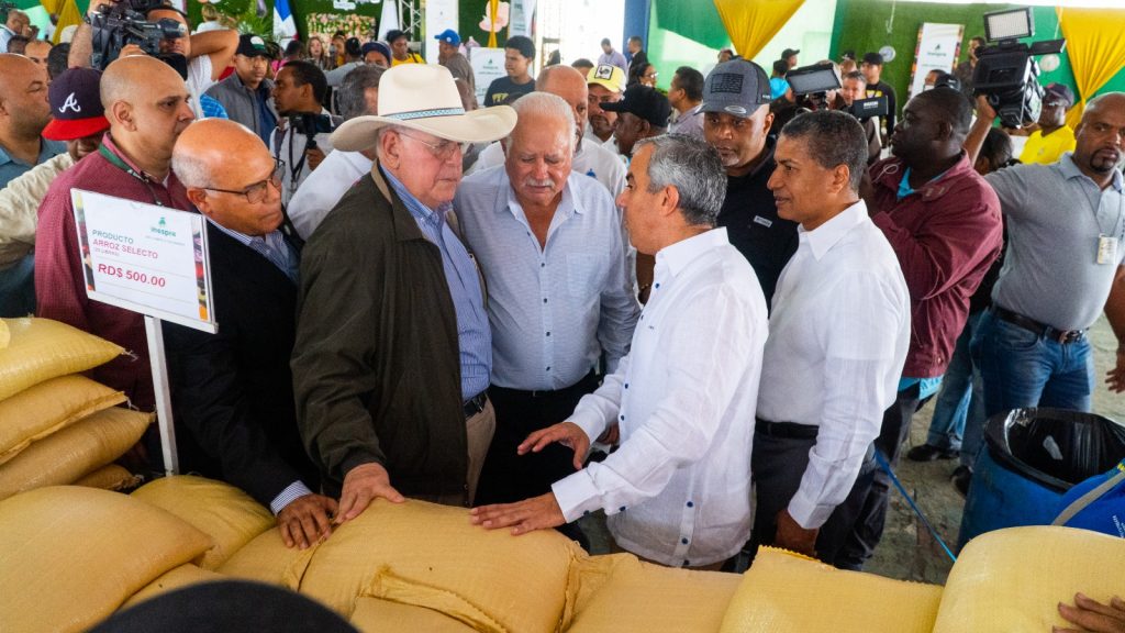 Inicia con éxito feria “Inespre está de Madre” en la Ciudad Ganadera Inespre esta de Madre en la Ciudad Ganadera