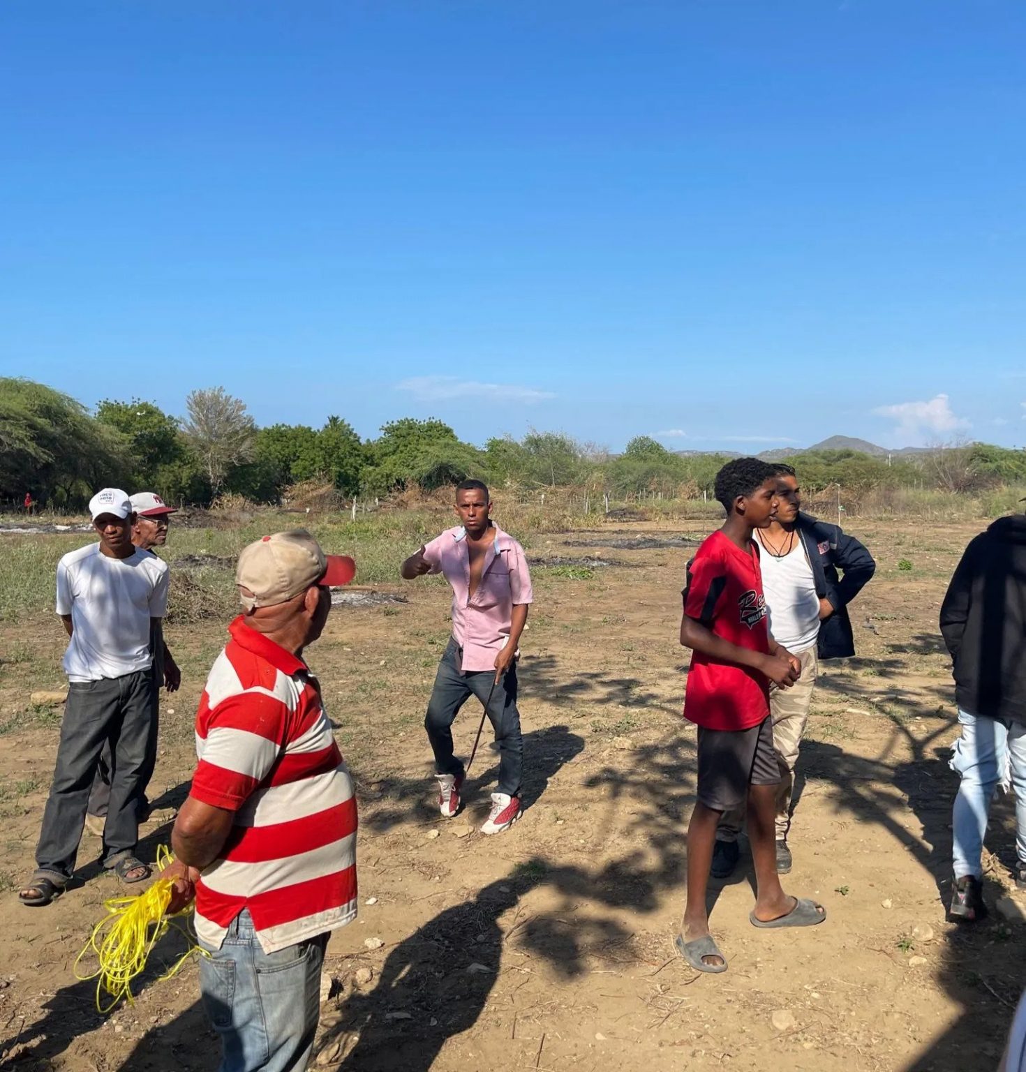 Invasores penetra a terrenos en turba agreden a la duena de los terrenos en Montecristi