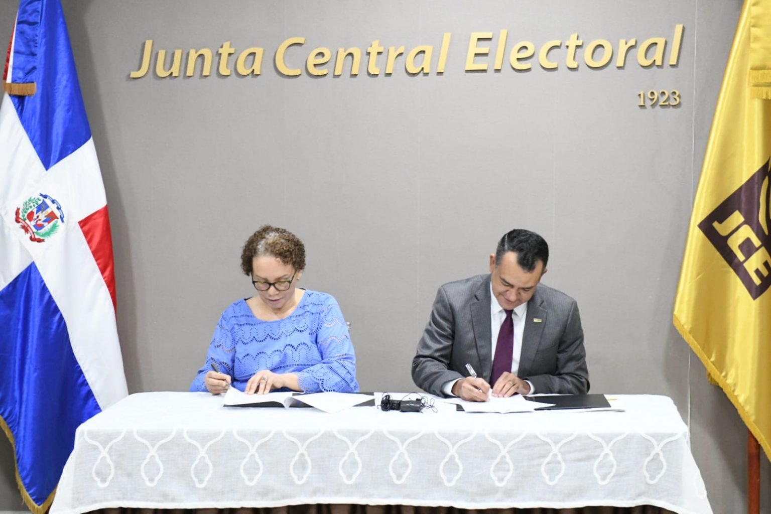 JCE y MP firman acuerdo de cooperacion para establecer el voto penitenciario en elecciones de 2024