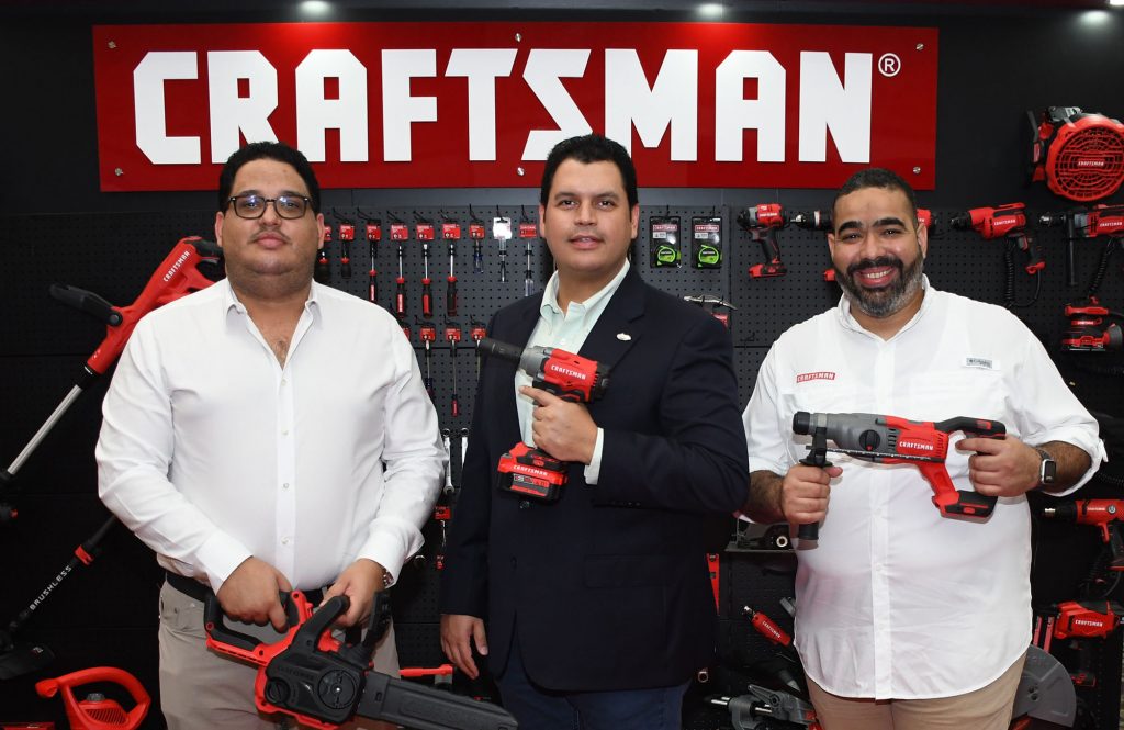 Grupo Cometa Presenta Craftsman Jorge Luis Nunez Jose Enrique Nunez y Leonardo Torres