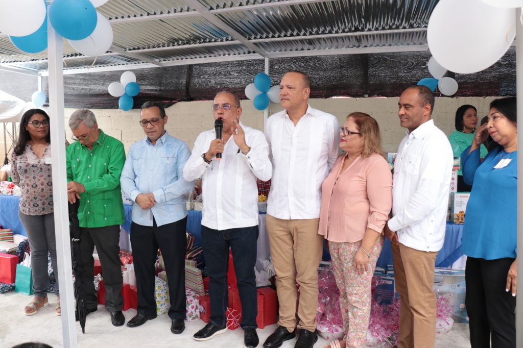 Plutarco Arias aboga por seguir fortaleciendo programas sociales