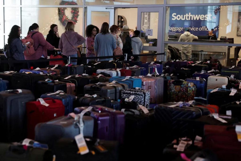 maletas y pasajeros en aeropuertos eljacaguero
