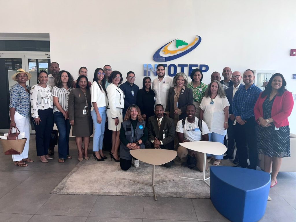INFOTEP y especialistas en Turismo Rural se reúnen para ampliar y actualizar la oferta formativa del sector INFOTEP y especialistas en Turismo Rural se reunen para ampliar y actualizar la oferta formativa del sector