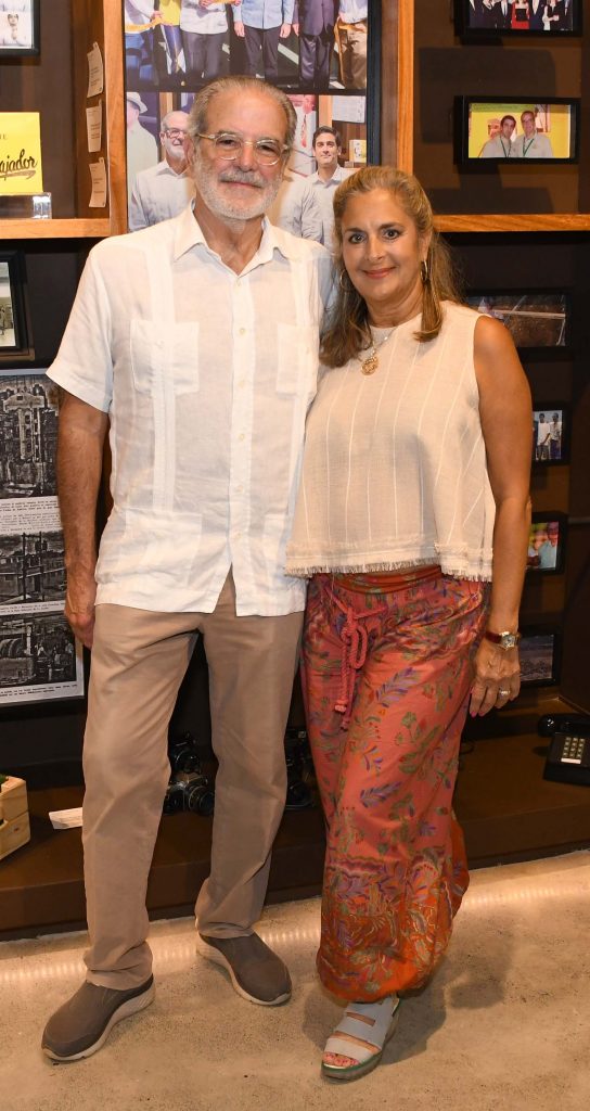 Ignacio Cortes y Elaine Shehab