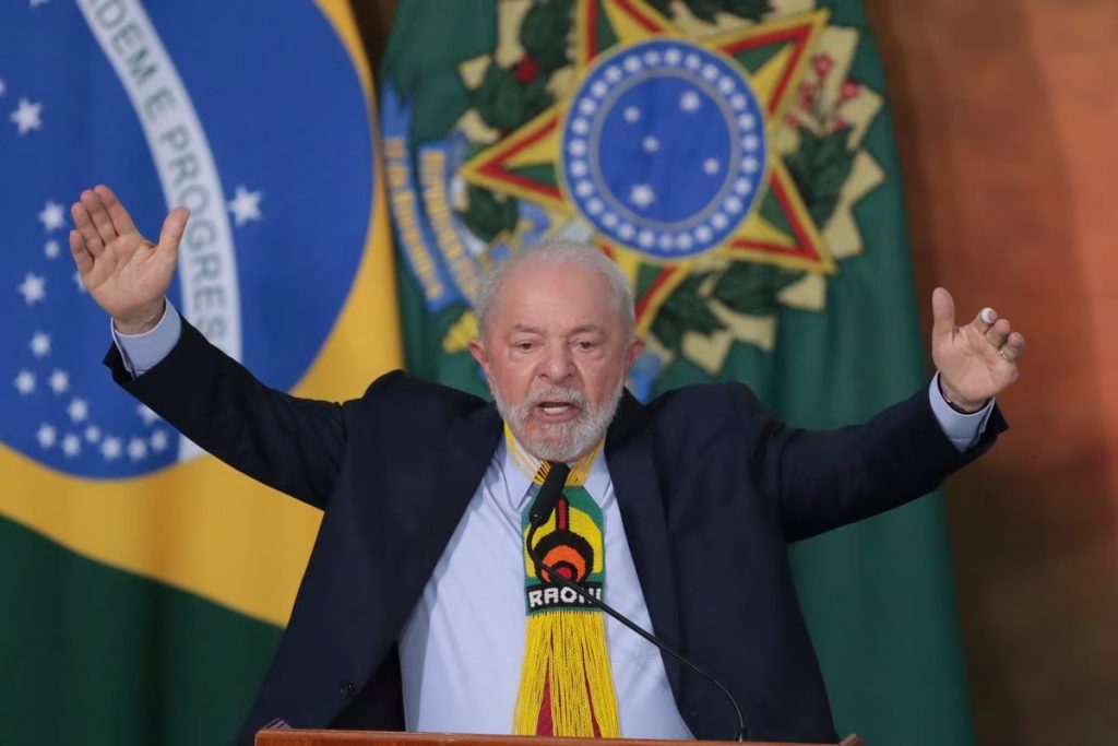 Lula Da Silva lanza un plan para acabar con la deforestacion de la Amazonia