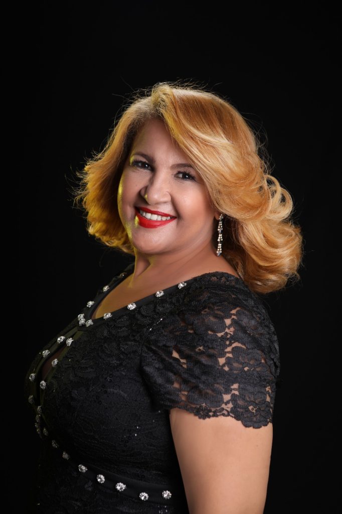 Después de 28 años de militancia Mildred Sánchez renuncia del PLD Mildred Sanchez renuncia del Partido de la Liberacion Dominicana