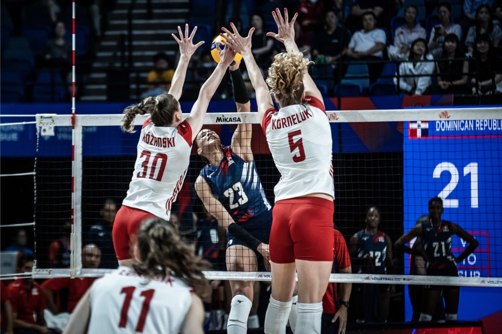 Polonia se impone a Reinas del Caribe en Liga de Naciones Polonia se impone a las Reinas del Caribe en cuatro sets en la Liga de Naciones