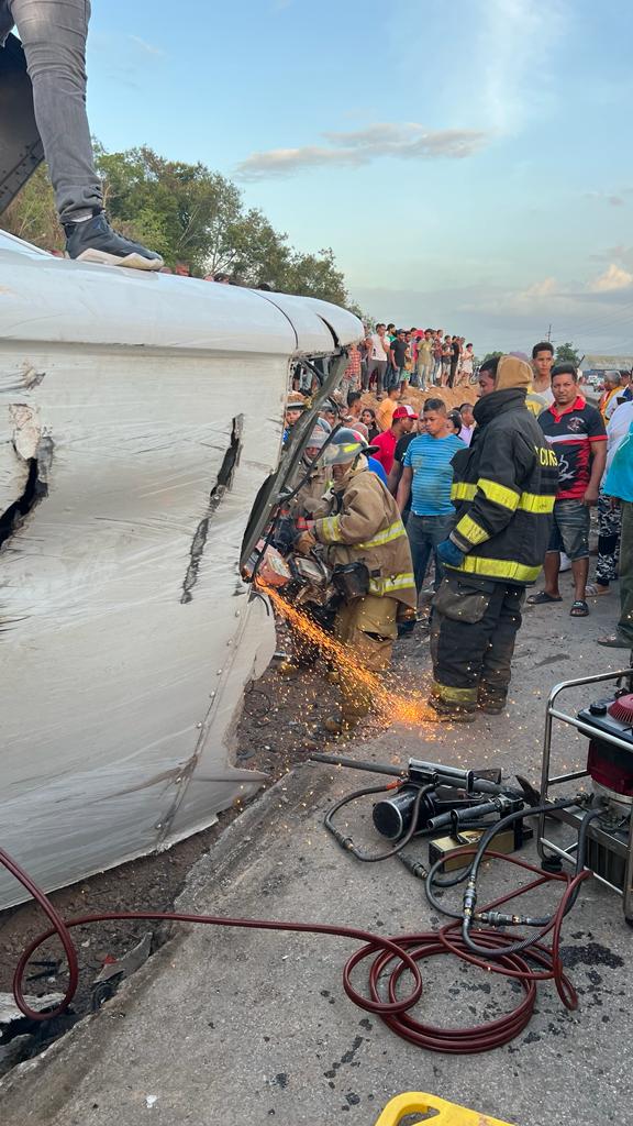 accidente autopista Duarte la vega eljacaguero4